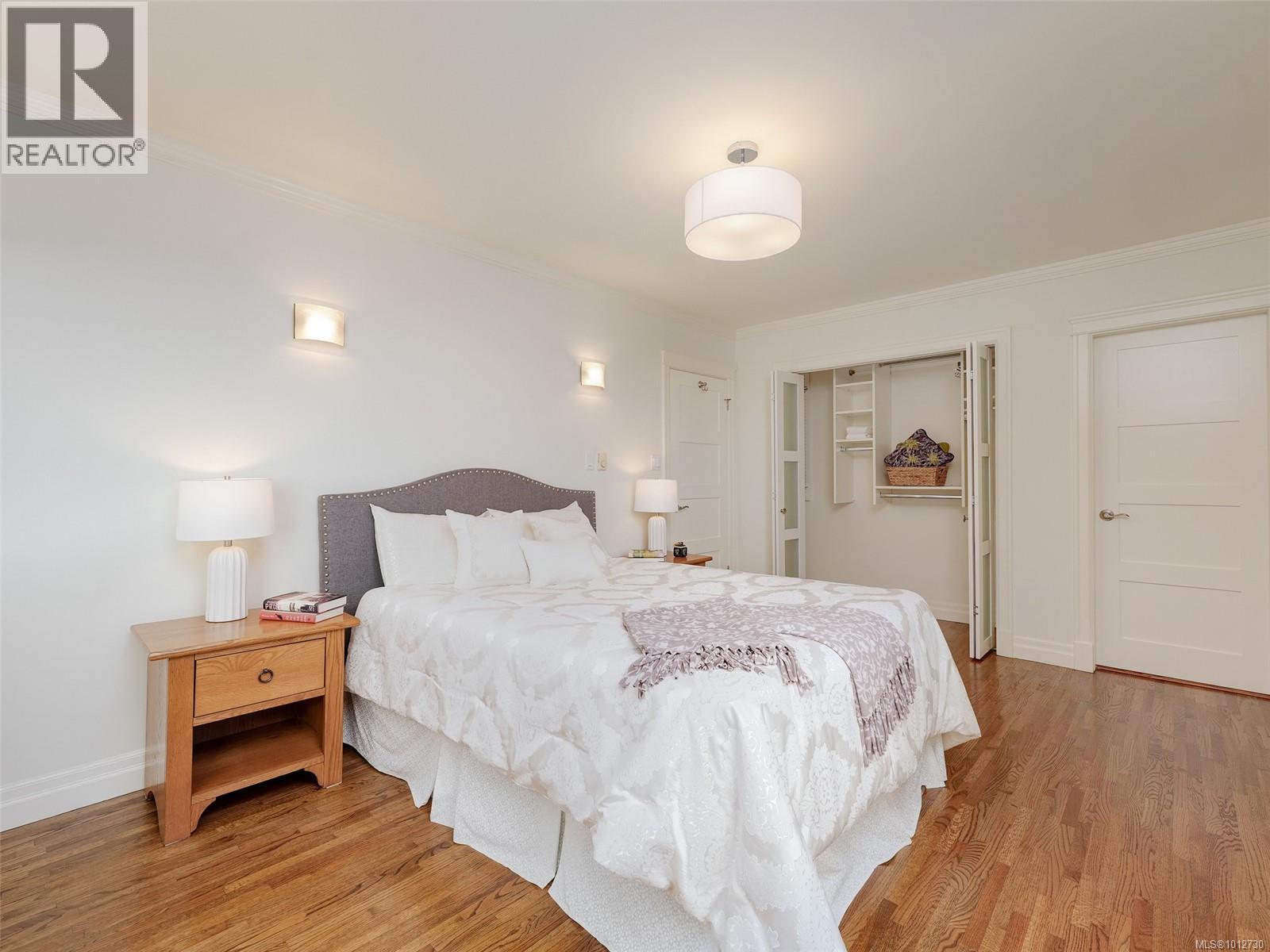 608 1159 Beach Drive, Oak Bay