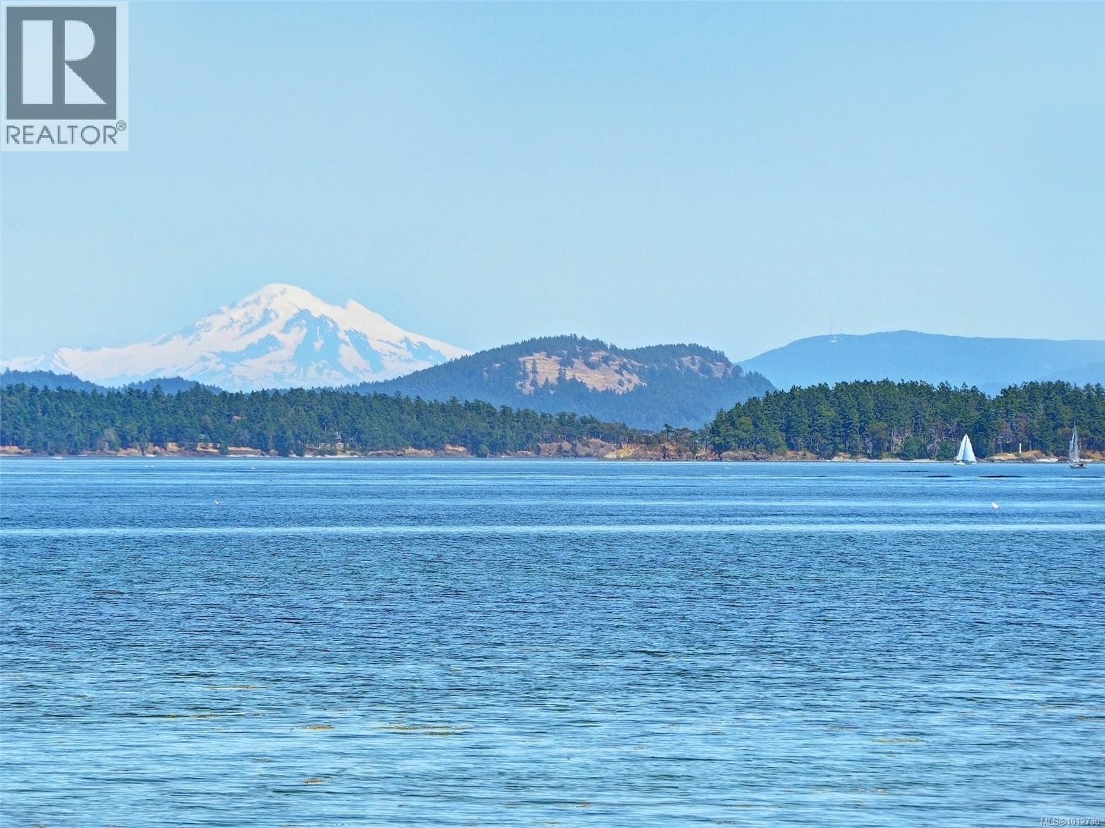 608 1159 Beach Drive, Oak Bay
