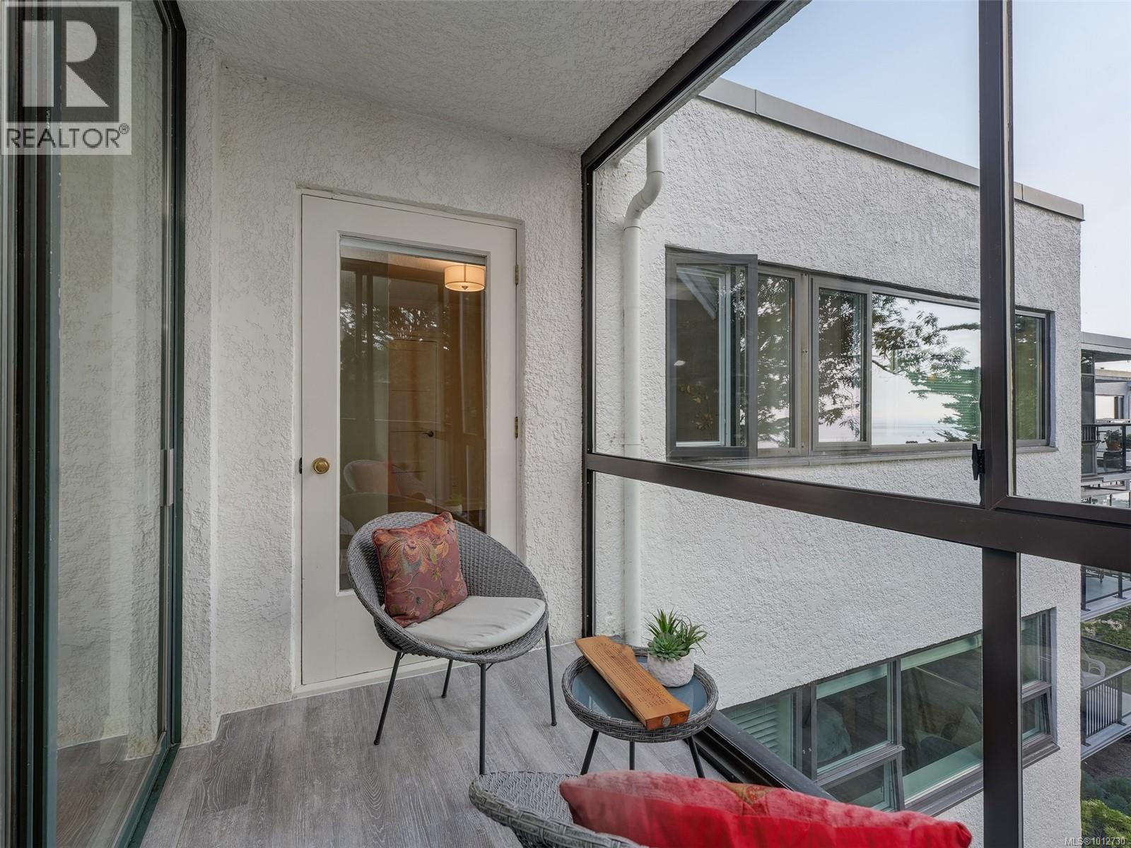 608 1159 Beach Drive, Oak Bay