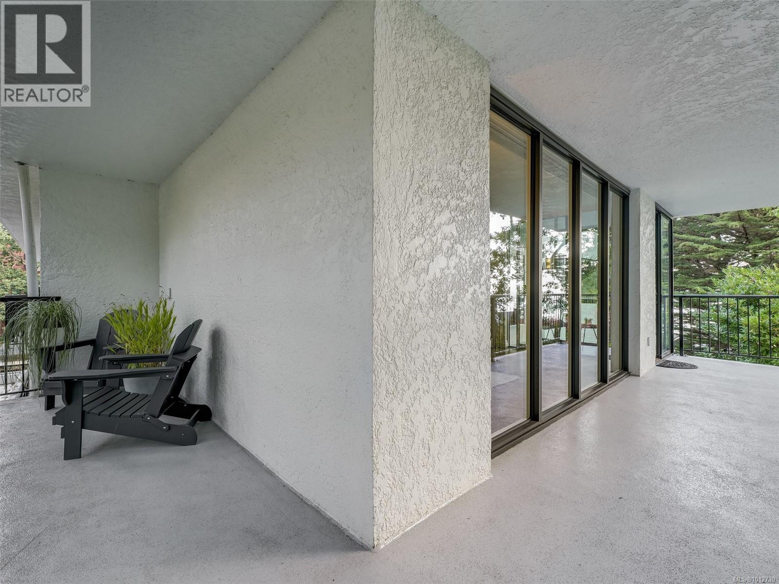 608 1159 Beach Drive, Oak Bay