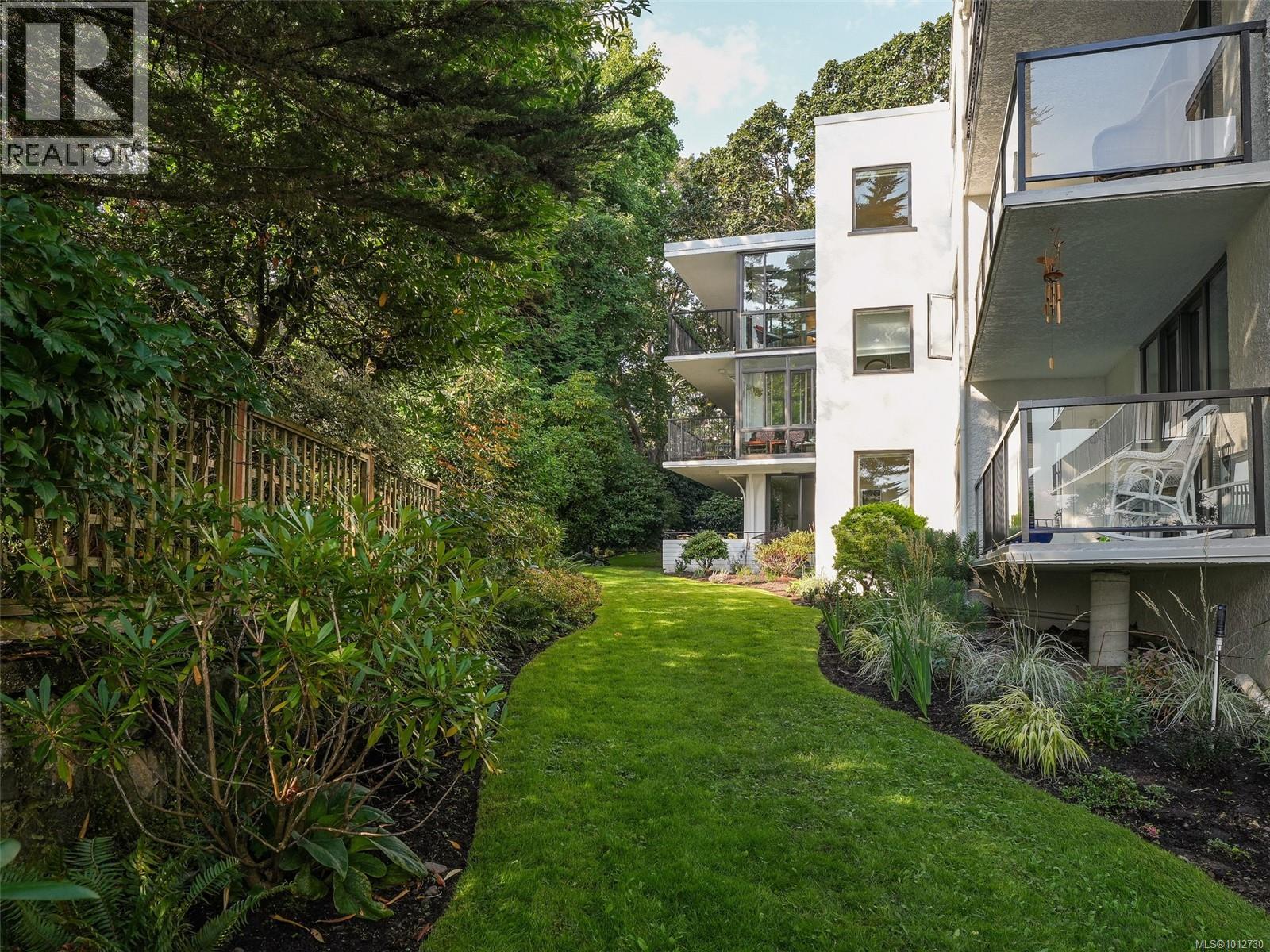 608 1159 Beach Drive, Oak Bay