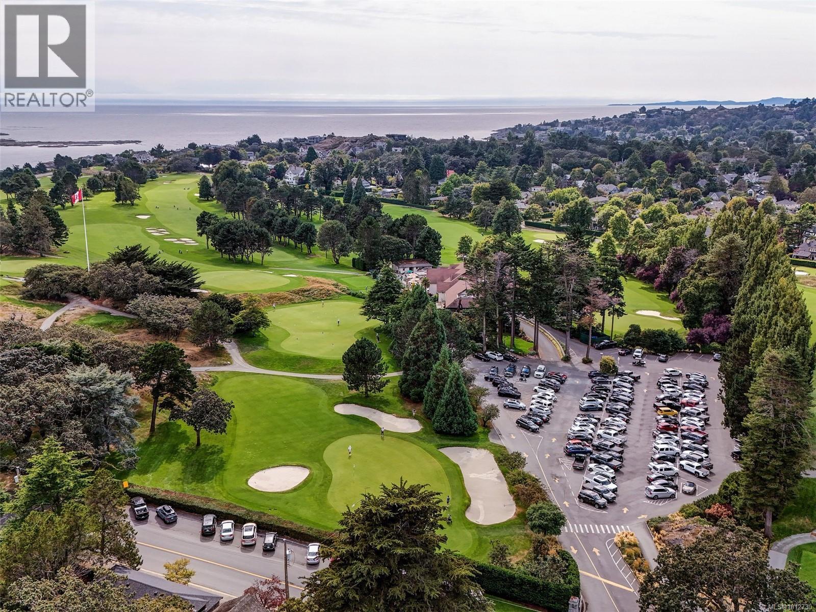 608 1159 Beach Drive, Oak Bay
