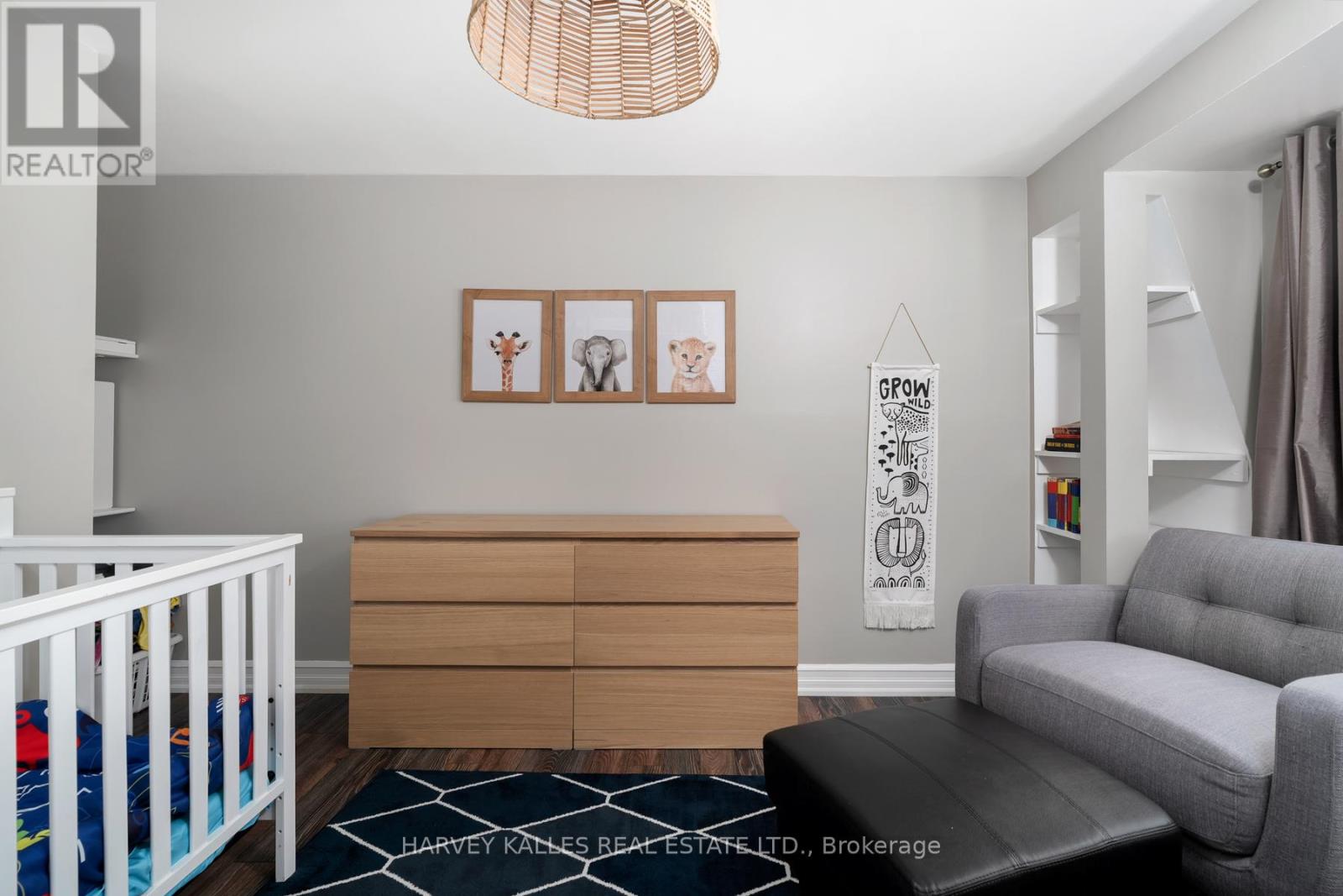 Photo 29 of 491 Sandford Street, Newmarket ON