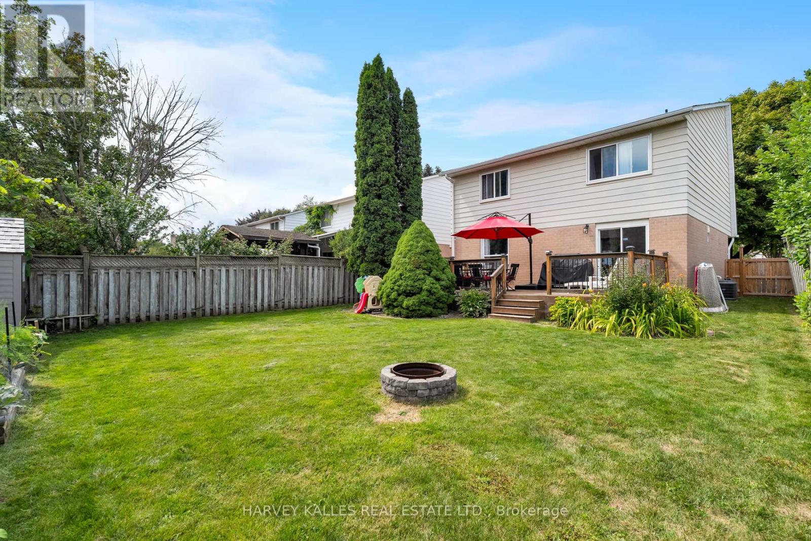 Photo 43 of 491 Sandford Street, Newmarket ON