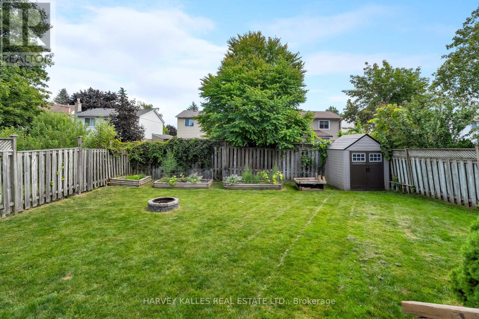 Photo 45 of 491 Sandford Street, Newmarket ON