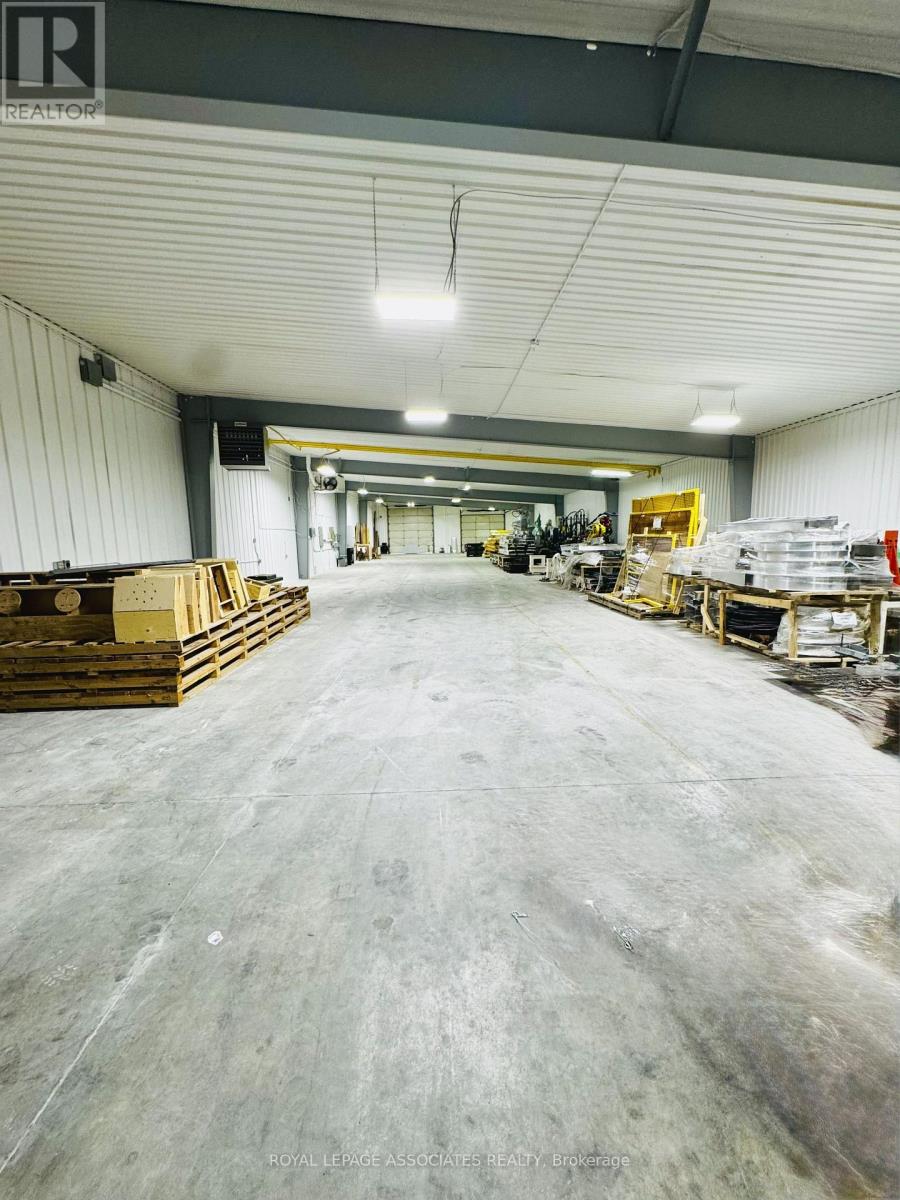 Industrial for Sale in    MONO ADJALA TOWNLINE S Adjala-Tosorontio (Rosemont) 