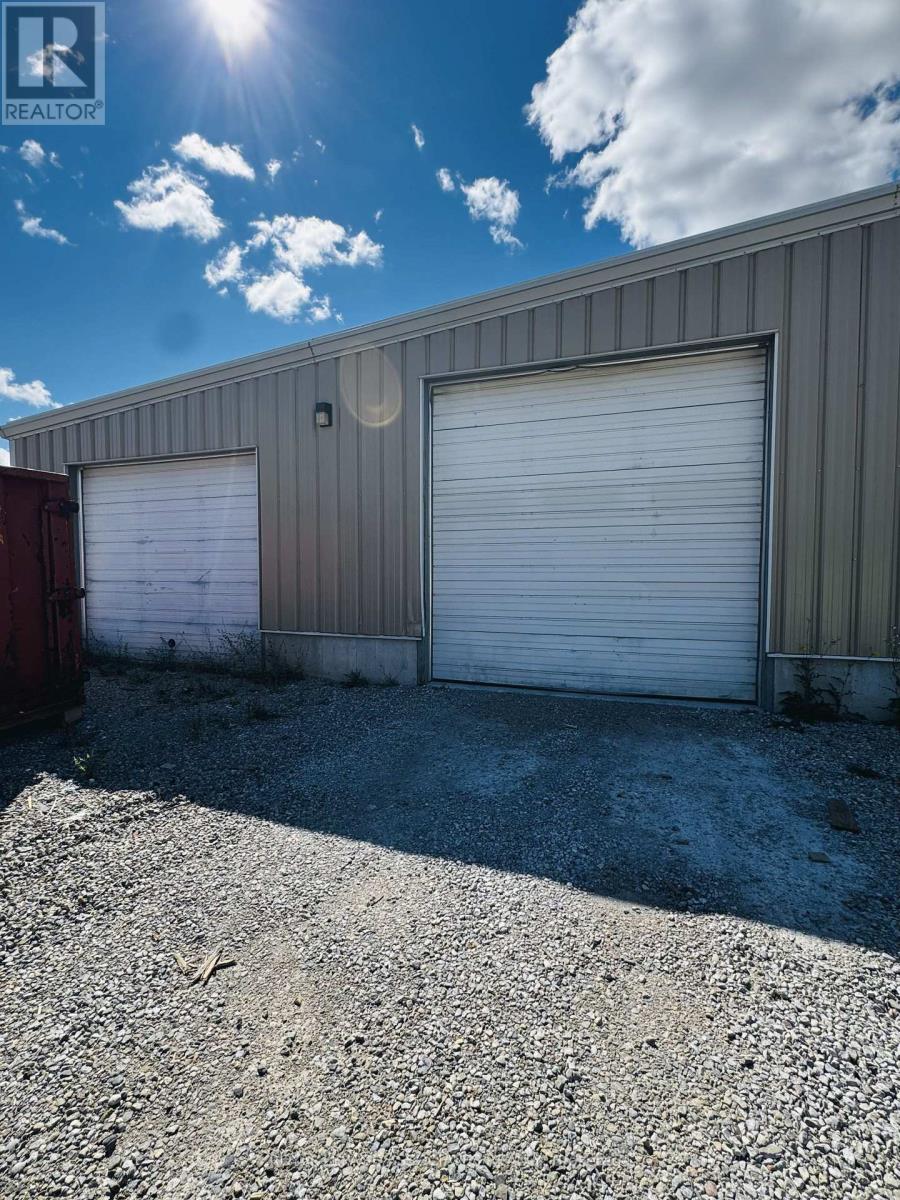 Industrial for Sale in    MONO ADJALA TOWNLINE S Adjala-Tosorontio (Rosemont) 