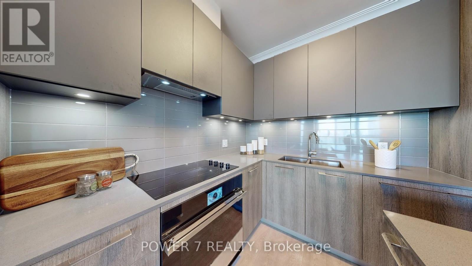 Photo 10 of 1706 18 Water Walk Drive, Markham ON