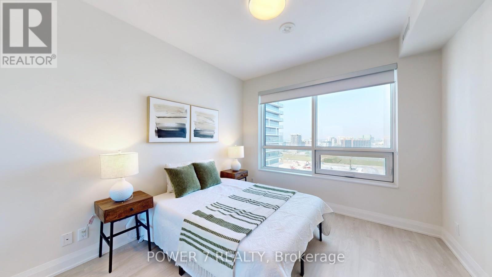Photo 17 of 1706 18 Water Walk Drive, Markham ON