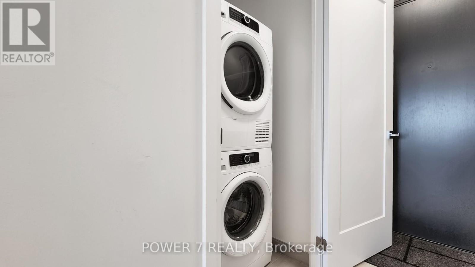 Photo 26 of 1706 18 Water Walk Drive, Markham ON