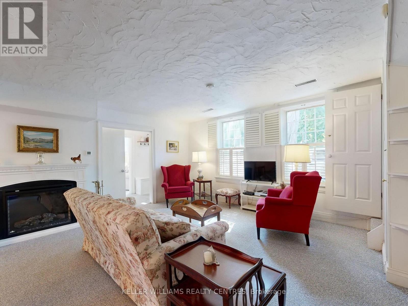 Photo 8 of 14 Colborne Street, Markham ON
