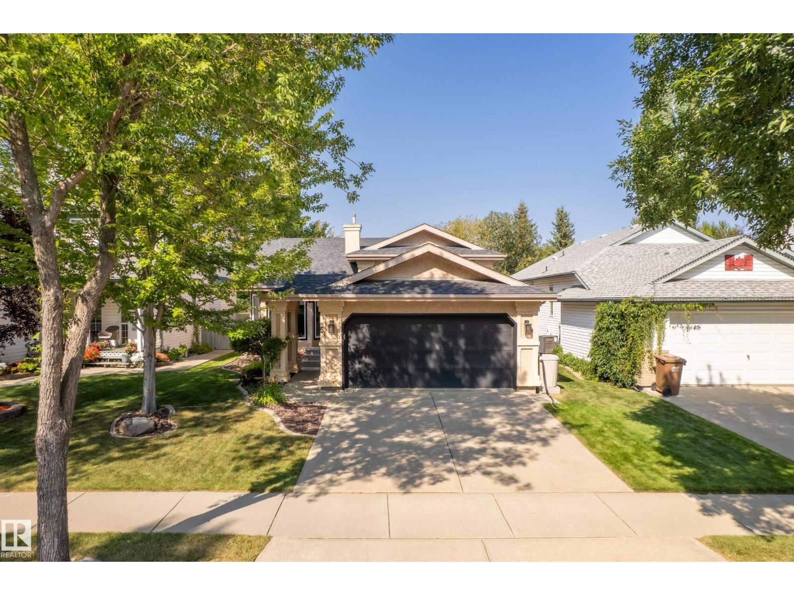 Photo 1 of 51 Oakpark Cr, St Albert AB