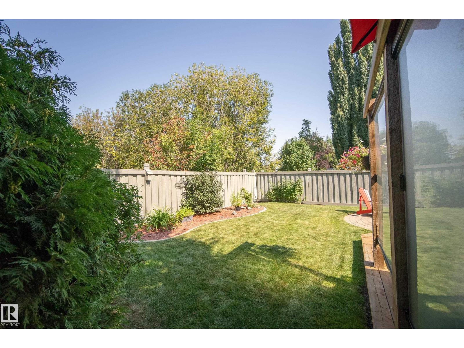 Photo 11 of 51 Oakpark Cr, St Albert AB