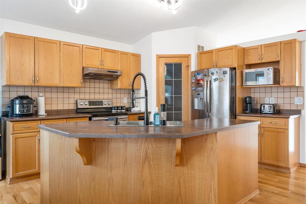 Photo 18 of 102 Lindmere Drive, Winnipeg MB