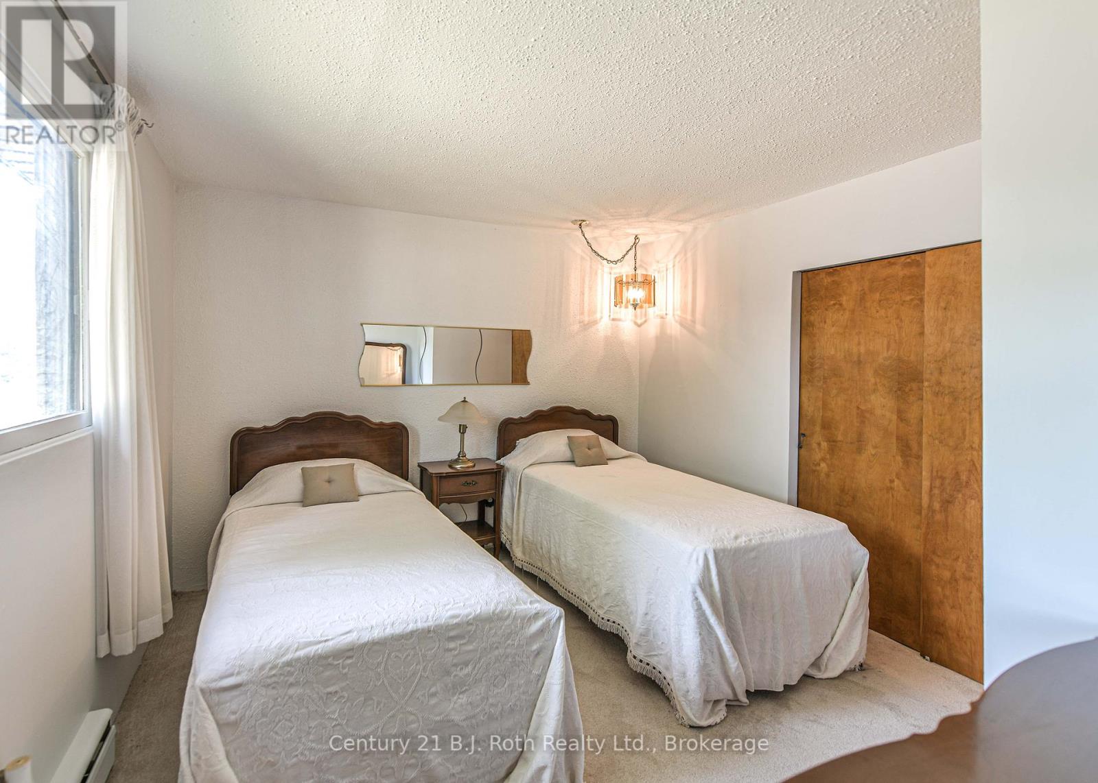 Photo 12 of 535 High Street, Orillia ON