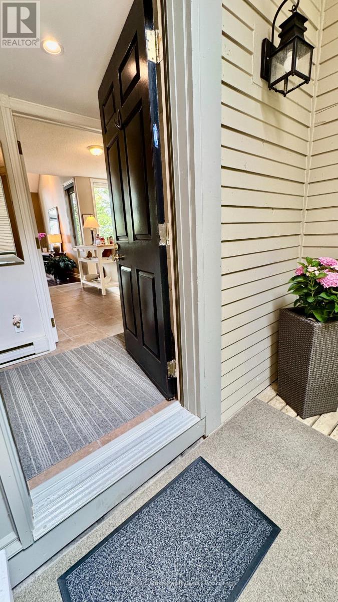 Photo 30 of 331 Grandview Hilltop Drive, Huntsville ON