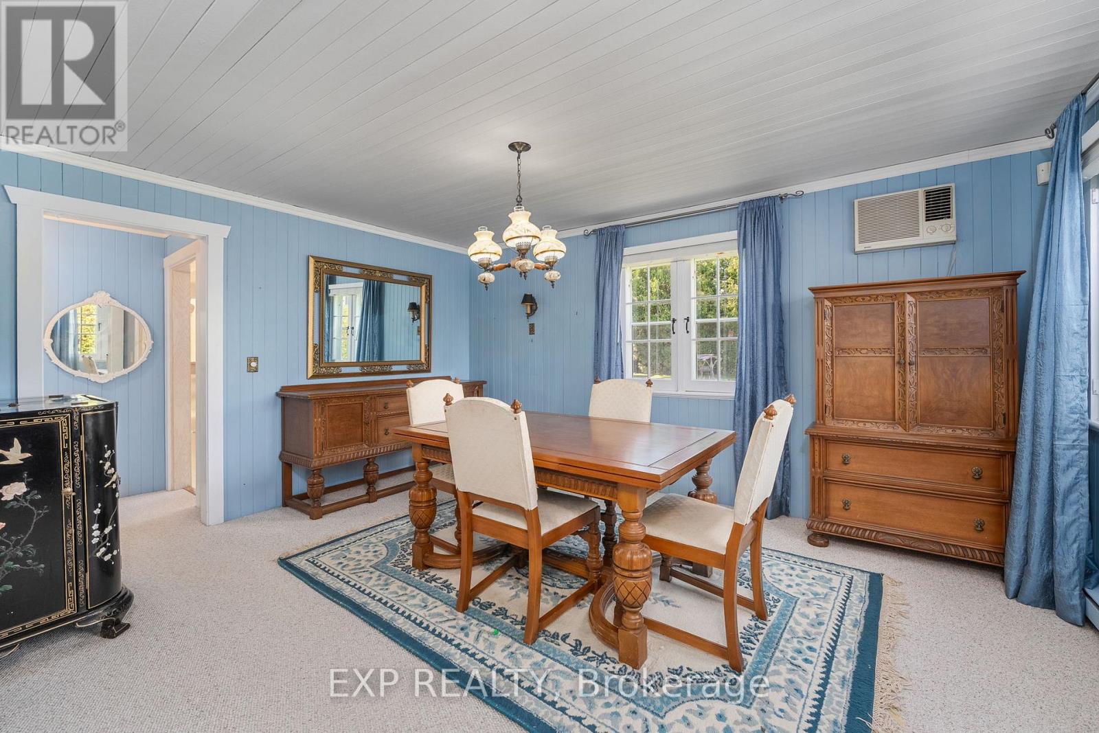 Photo 17 of 45 Westwind Circle, Georgina ON