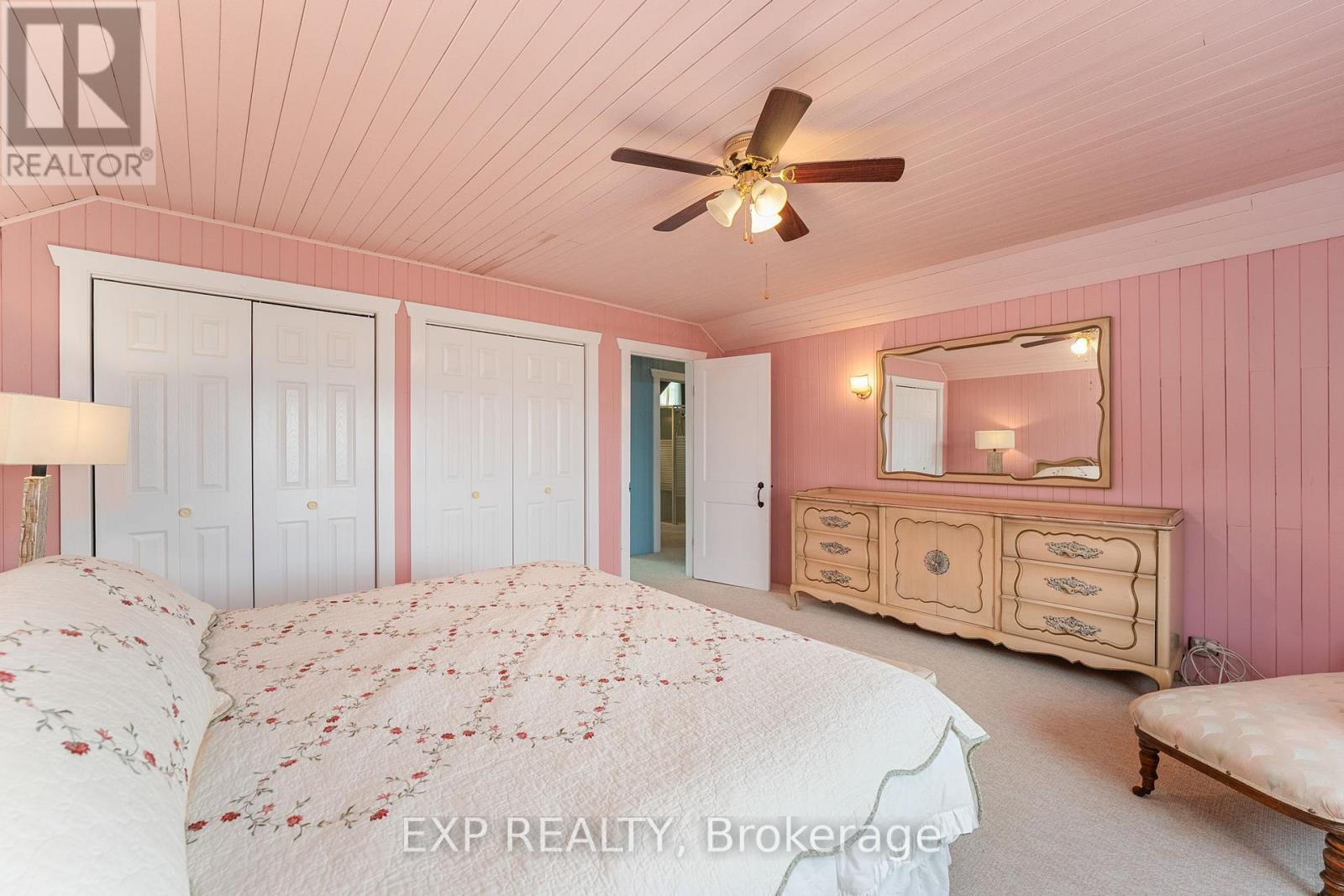 Photo 29 of 45 Westwind Circle, Georgina ON