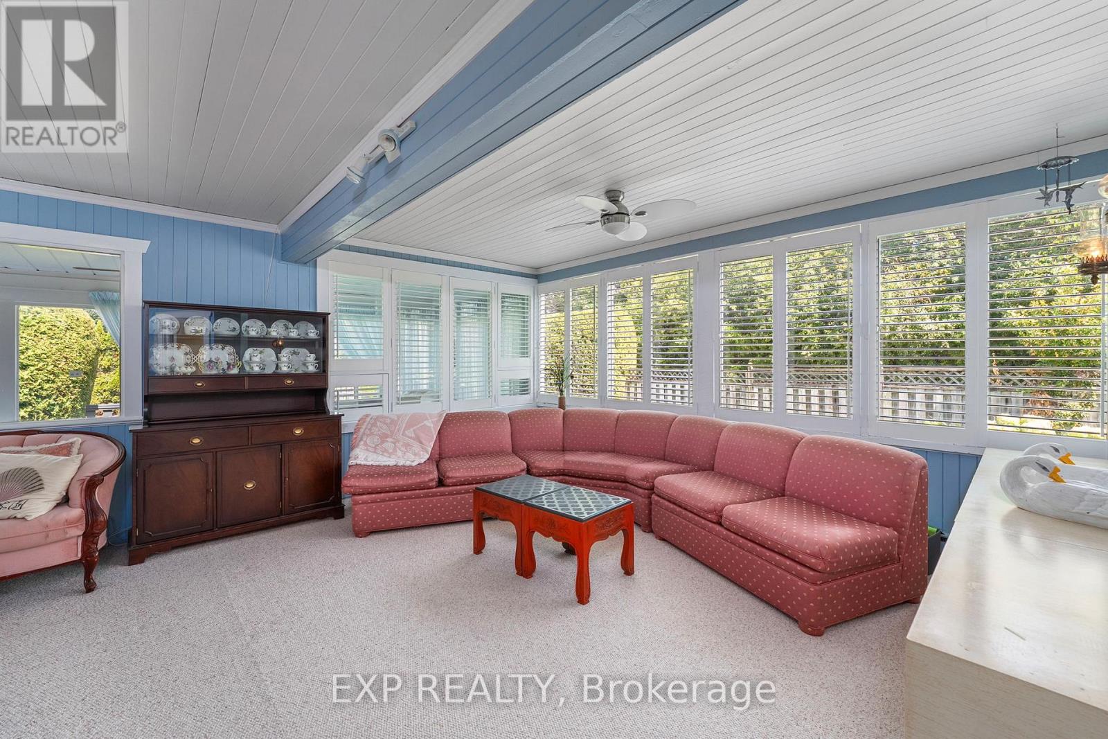 Photo 19 of 45 Westwind Circle, Georgina ON