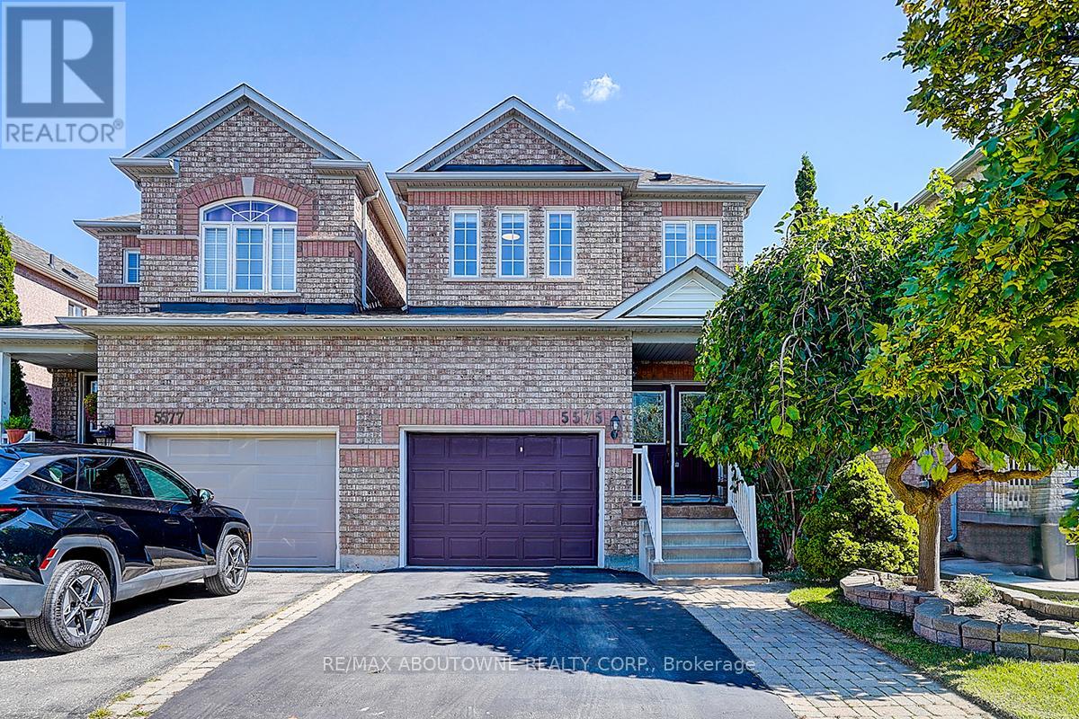 Photo 1 of 5575 Margarita Crescent, Mississauga ON