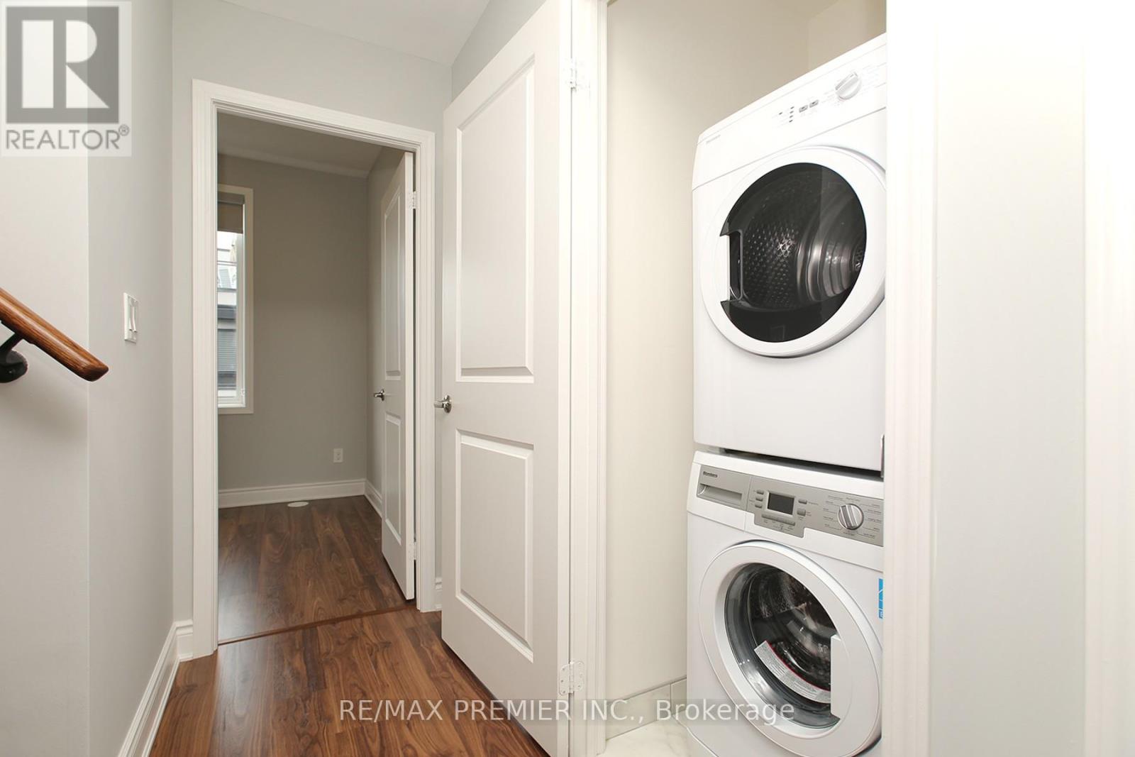 Photo 10 of 312 1100 Briar Hill Avenue, Toronto ON