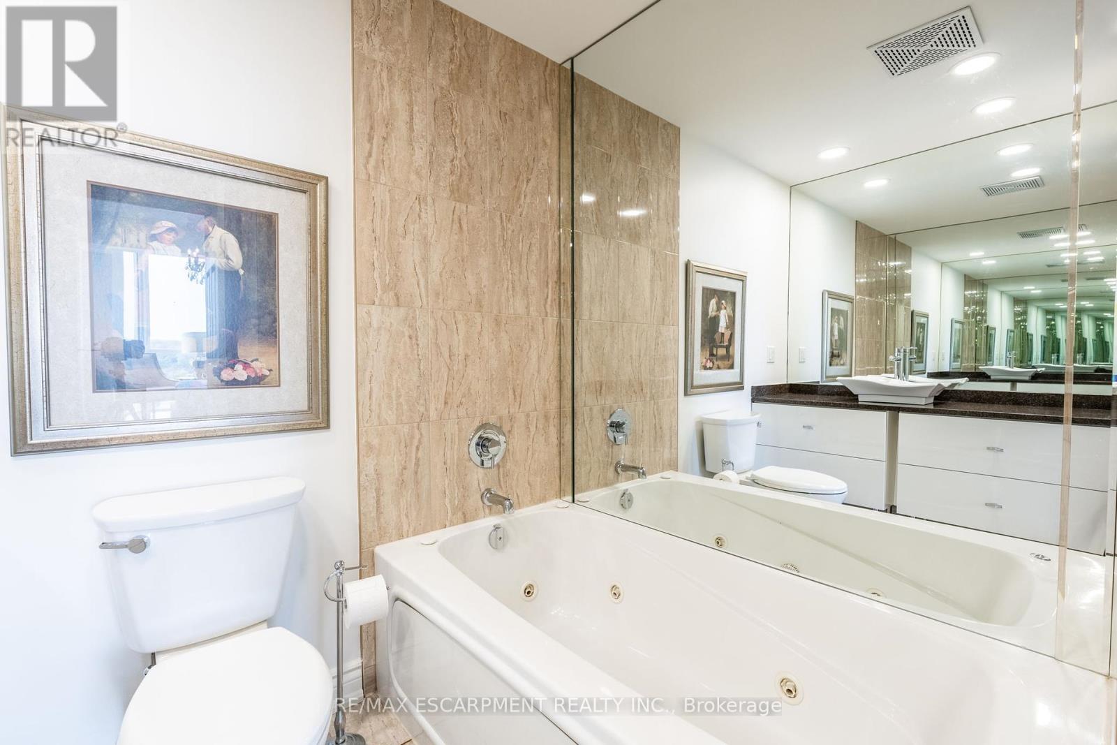 Photo 29 of 1102 1477 Lakeshore Road, Burlington ON