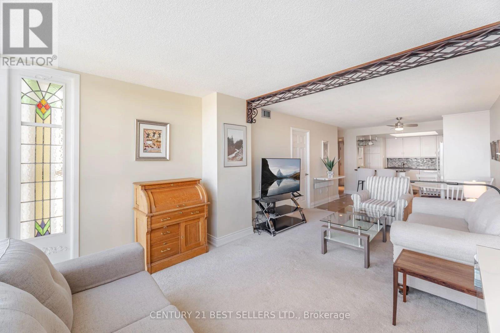 Photo 16 of 1107 2091 Hurontario Street, Mississauga ON
