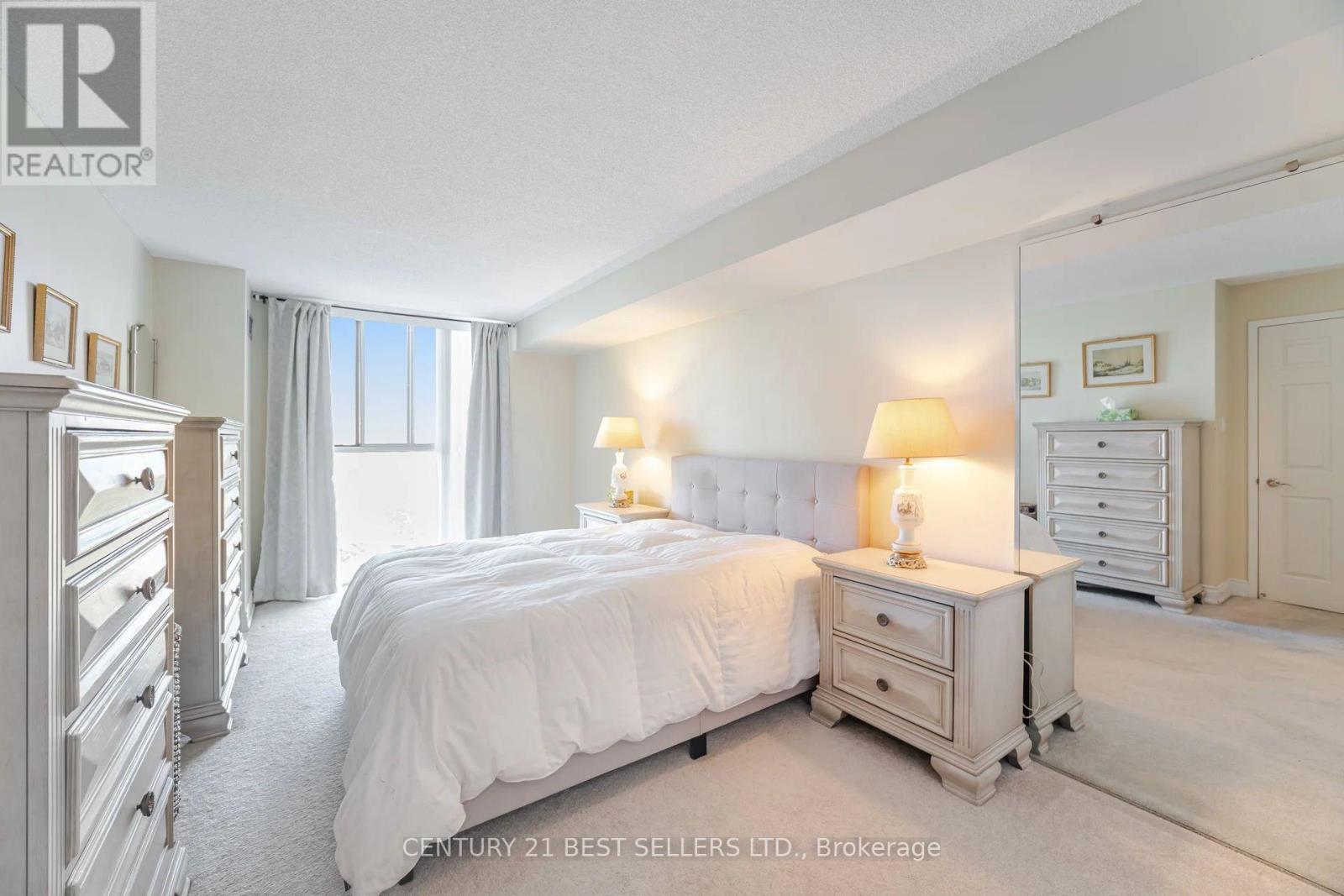 Photo 18 of 1107 2091 Hurontario Street, Mississauga ON
