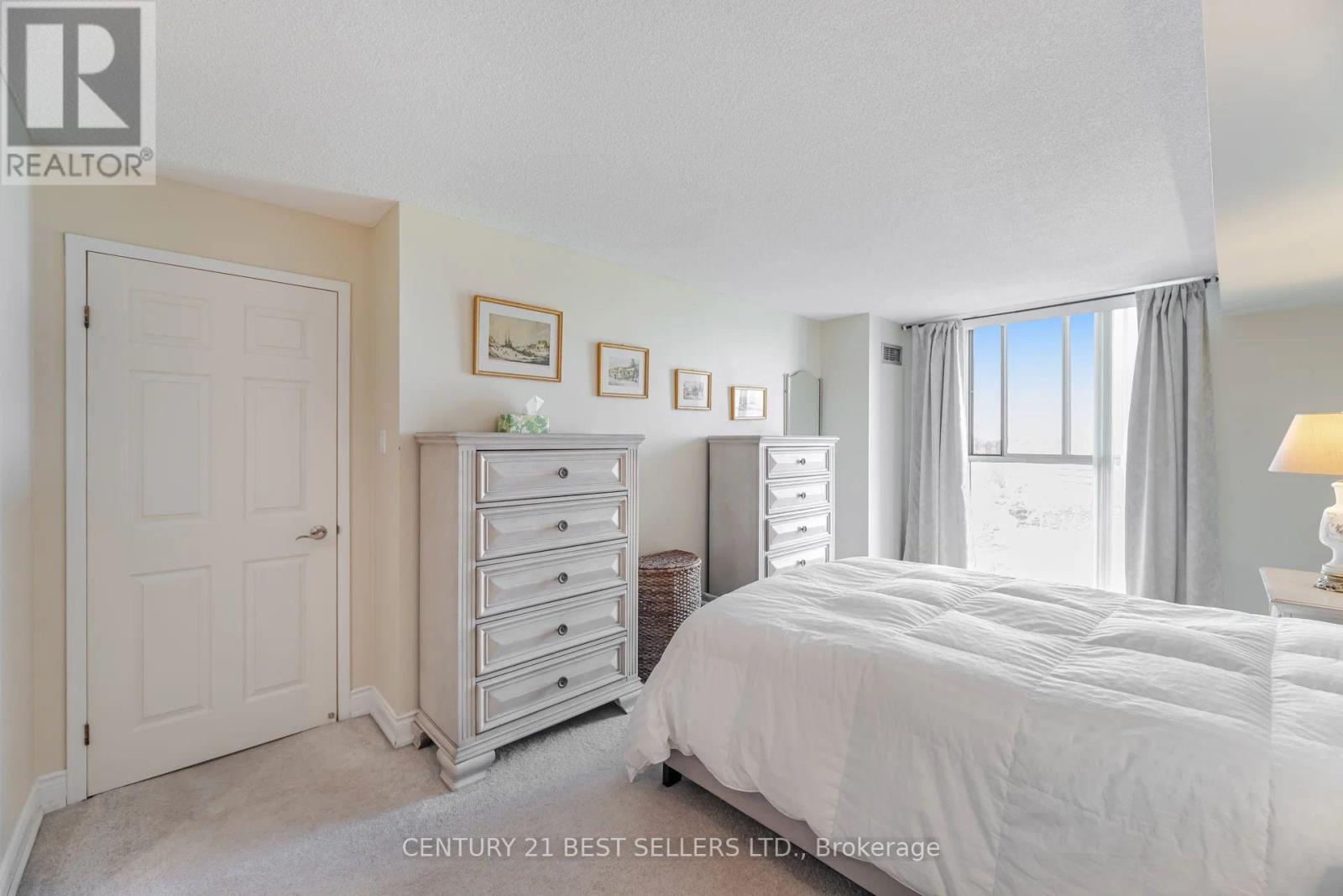 Photo 19 of 1107 2091 Hurontario Street, Mississauga ON