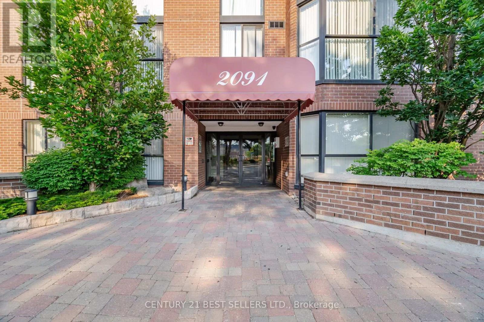 Photo 2 of 1107 2091 Hurontario Street, Mississauga ON