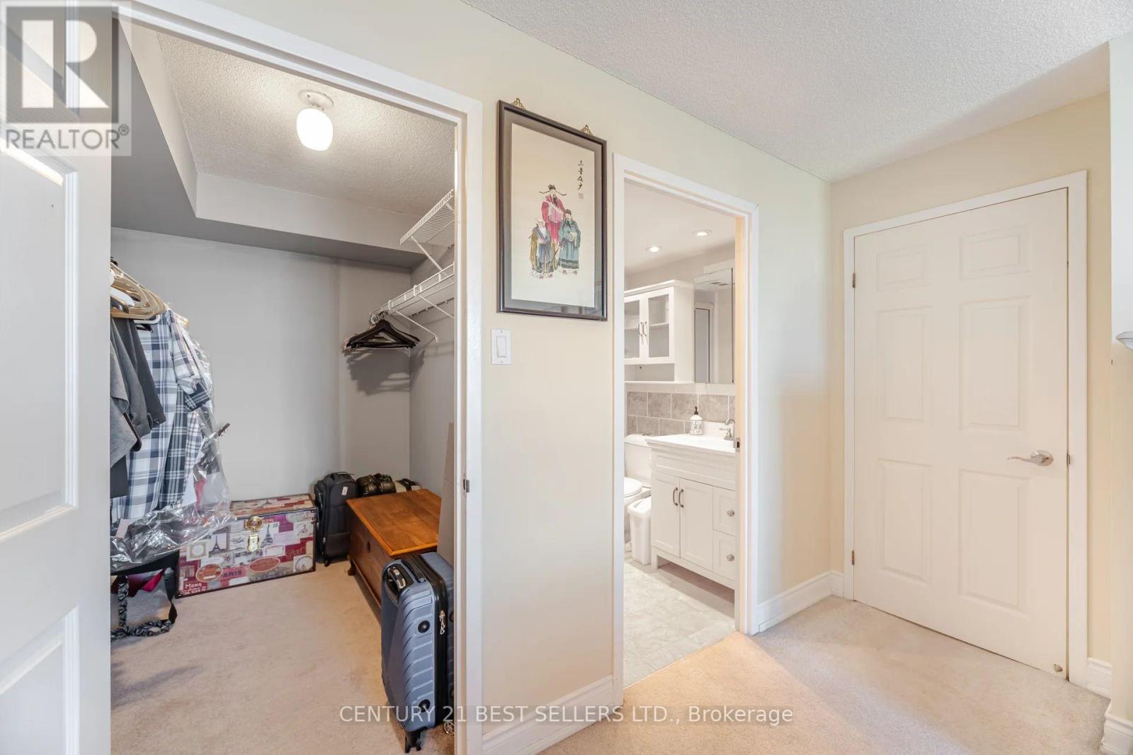 Photo 22 of 1107 2091 Hurontario Street, Mississauga ON