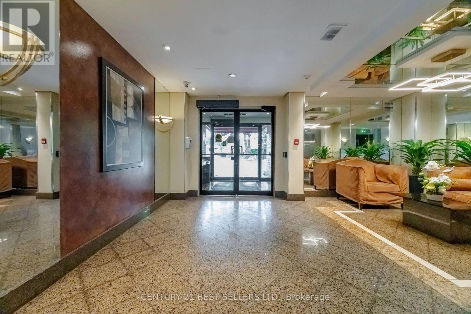 Photo 3 of 1107 2091 Hurontario Street, Mississauga ON