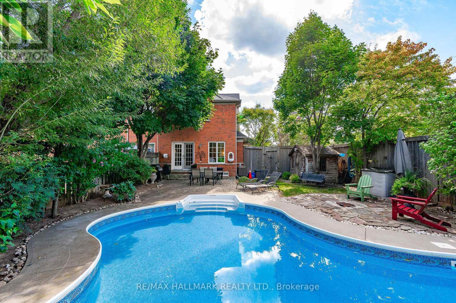 Photo 44 of 3288 Equestrian Crescent, Mississauga ON