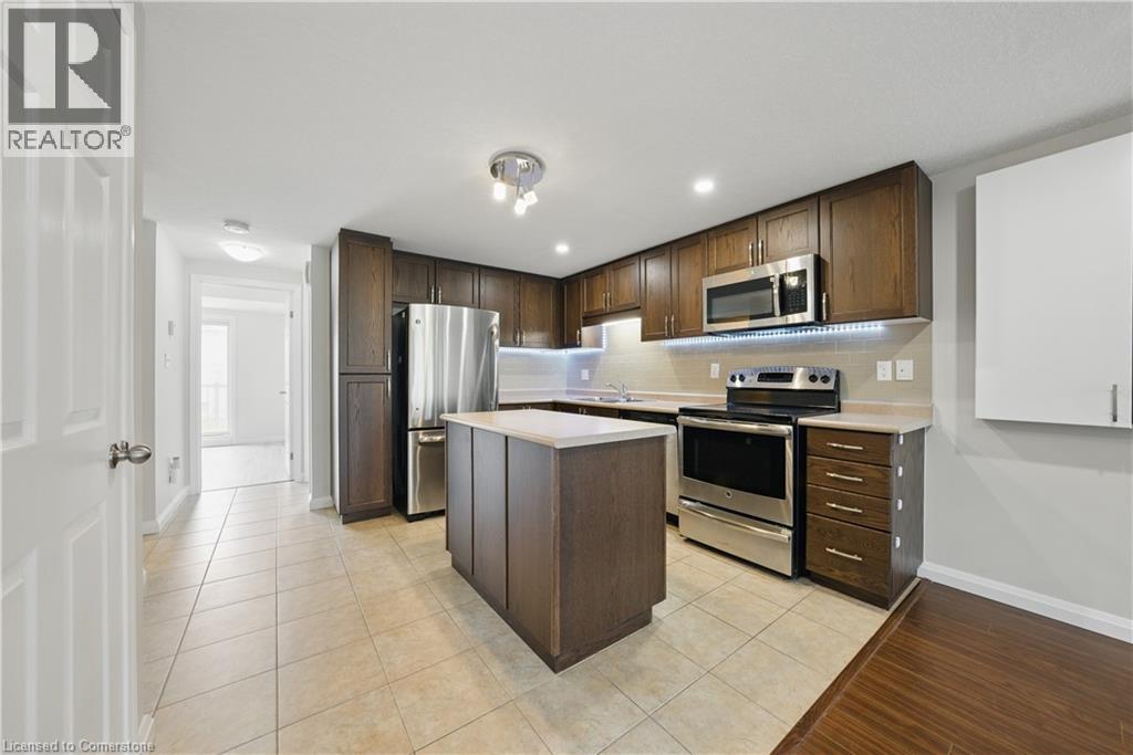 Photo 6 of 31 Sienna Street Unit A, Kitchener ON