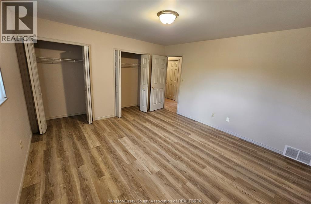 Photo 8 of 2975 Walker, Windsor ON