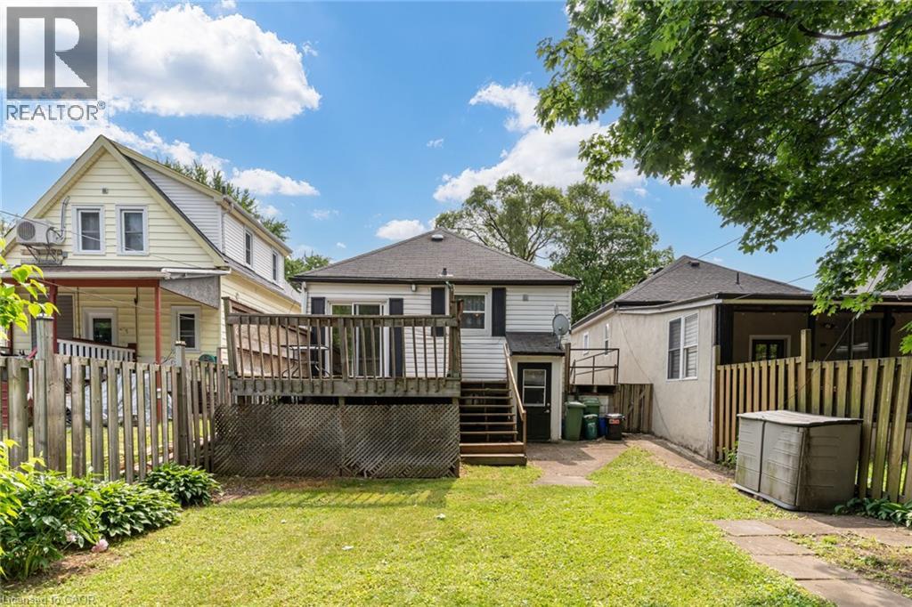 Photo 36 of 97 Park Row N, Hamilton ON