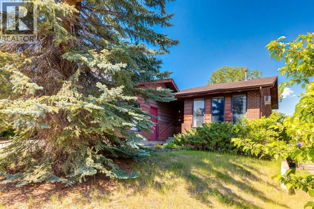 Photo 43 of 300 Edgehill Drive Nw, Calgary AB