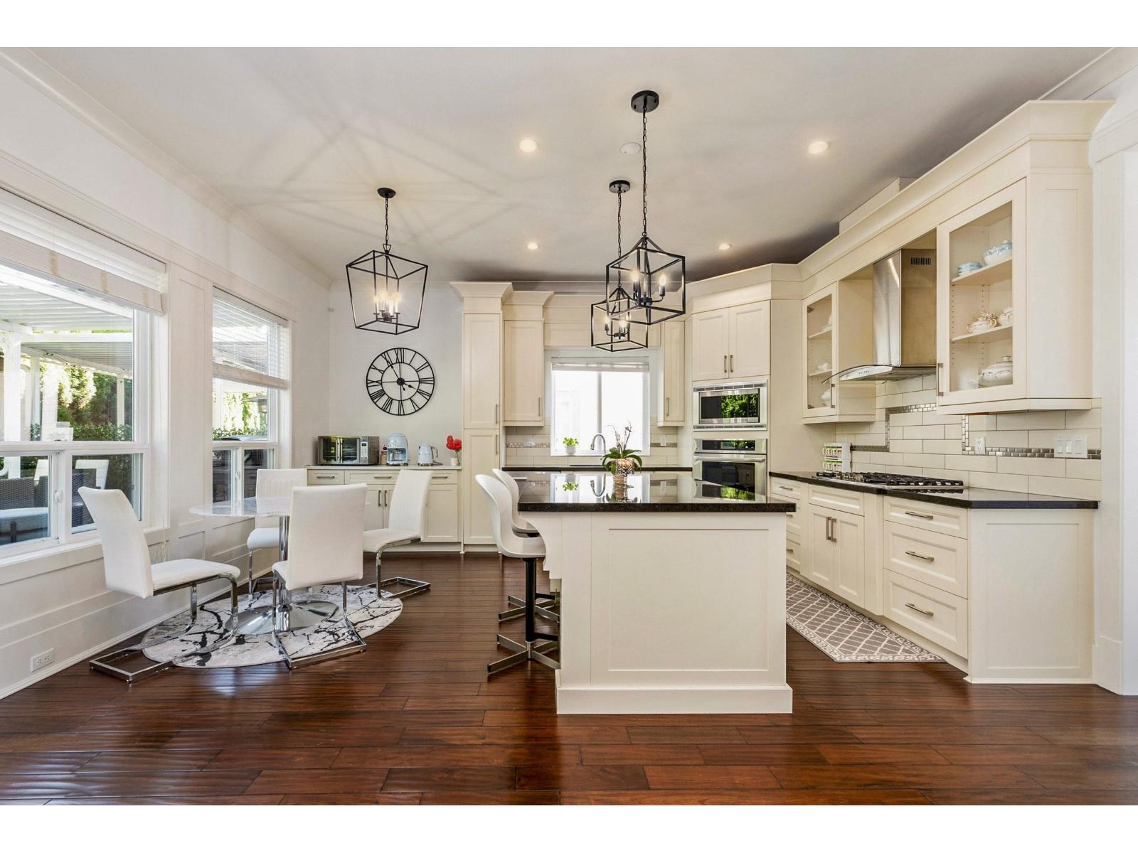 Photo 6 of 7132 178 Street, Surrey BC