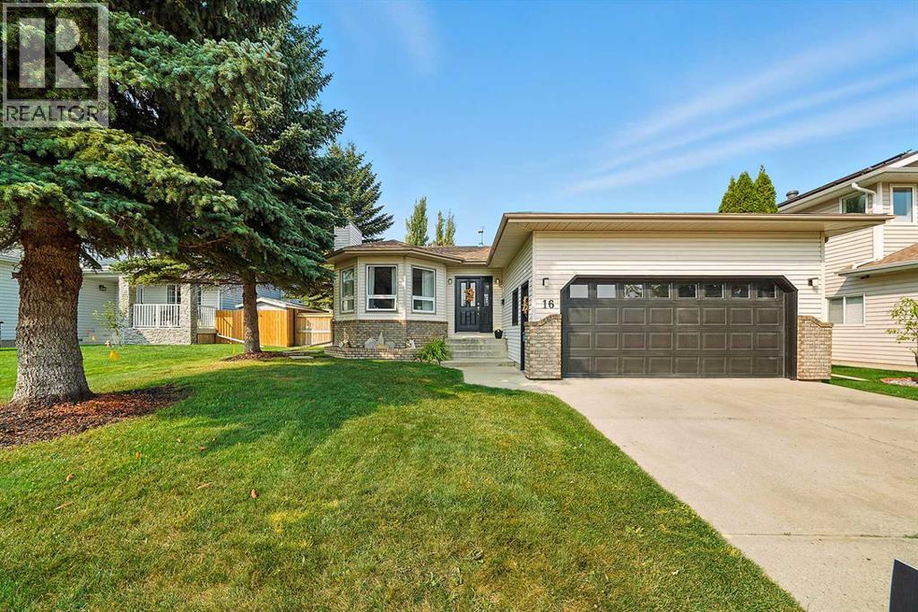 Photo 1 of 16 Dunham Close, Red Deer AB