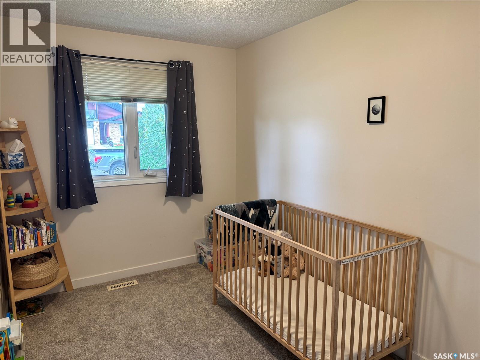 Photo 16 of 233 Assiniboine Drive, Saskatoon SK