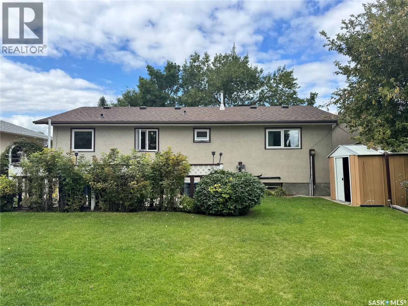 Photo 35 of 233 Assiniboine Drive, Saskatoon SK