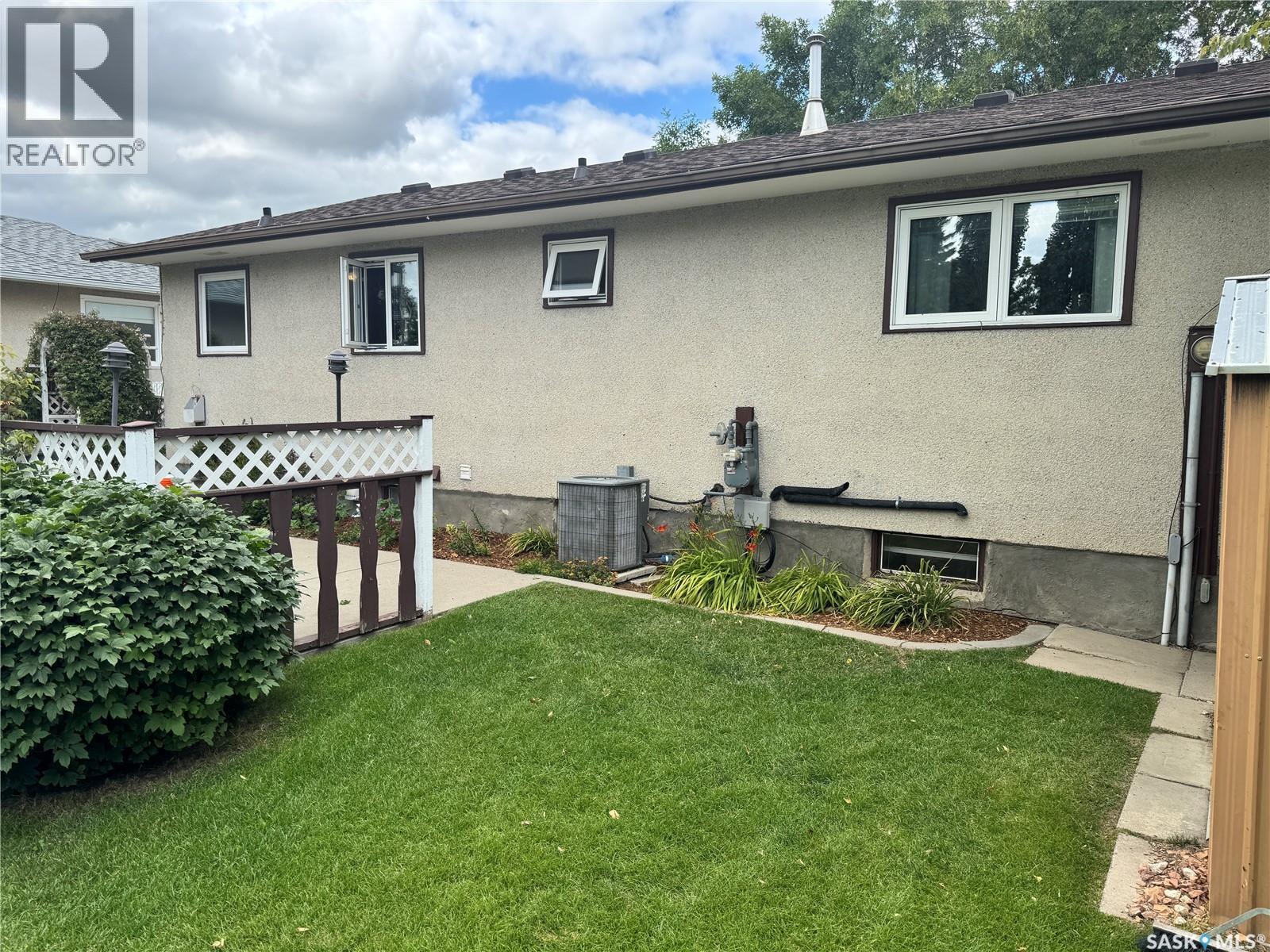 Photo 34 of 233 Assiniboine Drive, Saskatoon SK