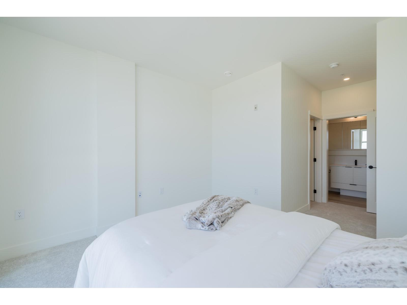 Photo 15 of 407 20614 80 Avenue, Langley BC