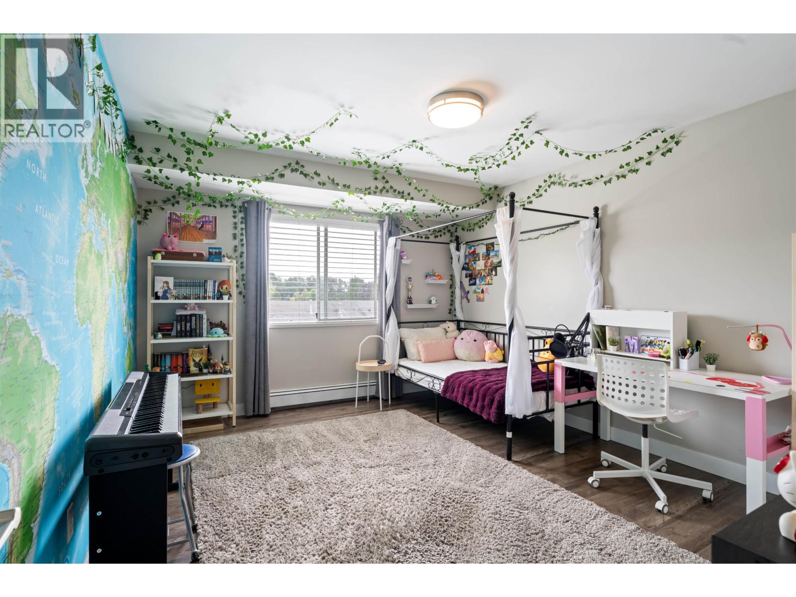 Photo 16 of 41 1190 Falcon Drive, Coquitlam BC