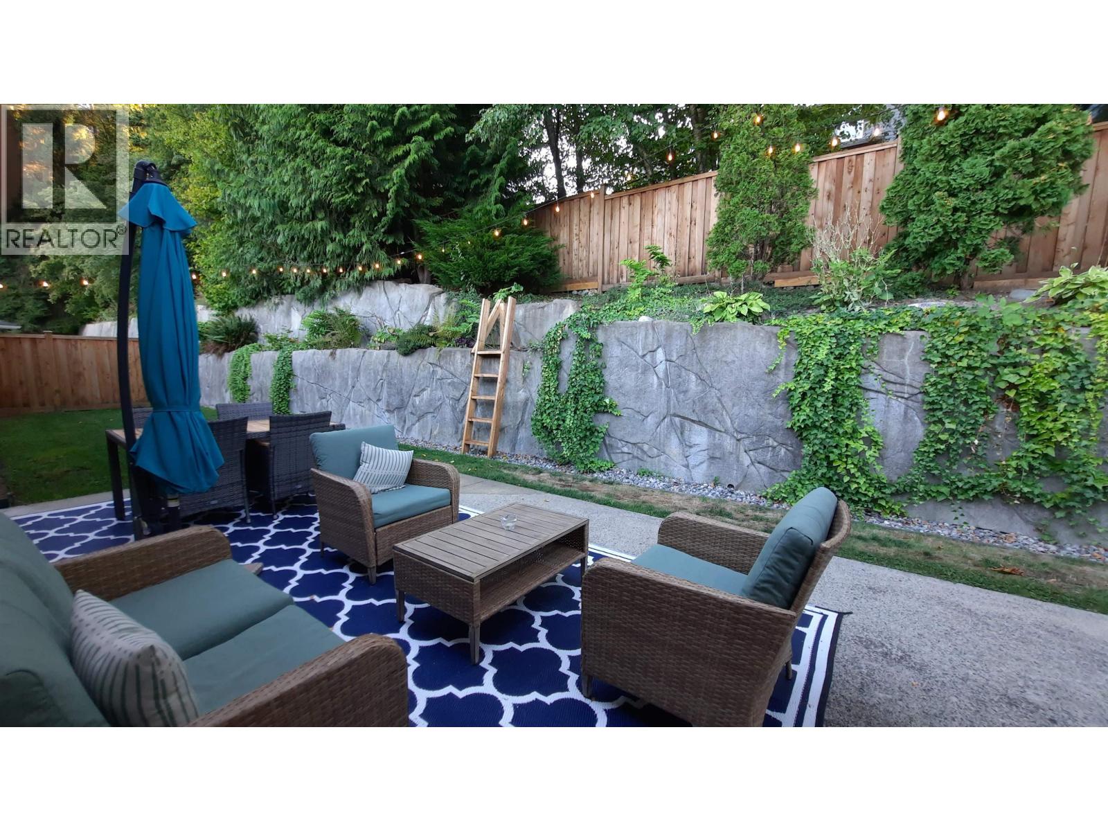 Photo 3 of 41 1190 Falcon Drive, Coquitlam BC