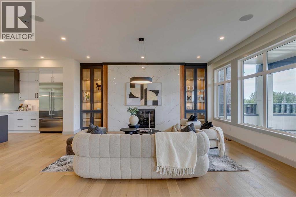 Photo 5 of 431 Patterson Boulevard Sw, Calgary AB