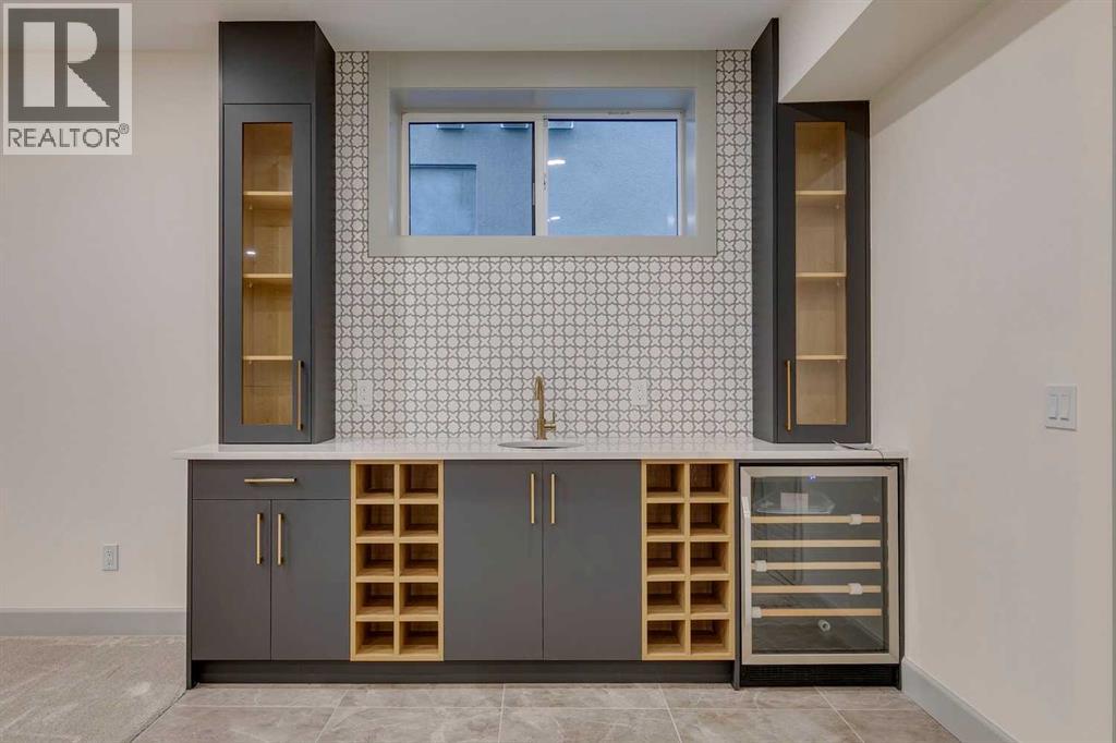 Photo 37 of 431 Patterson Boulevard Sw, Calgary AB
