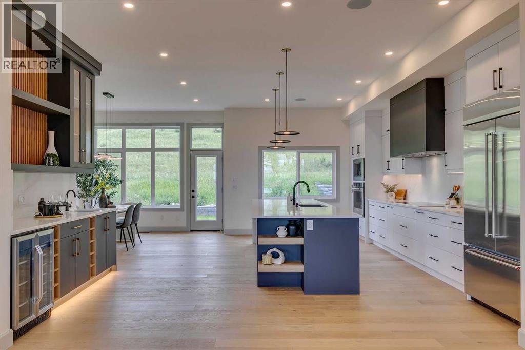 Photo 16 of 431 Patterson Boulevard Sw, Calgary AB