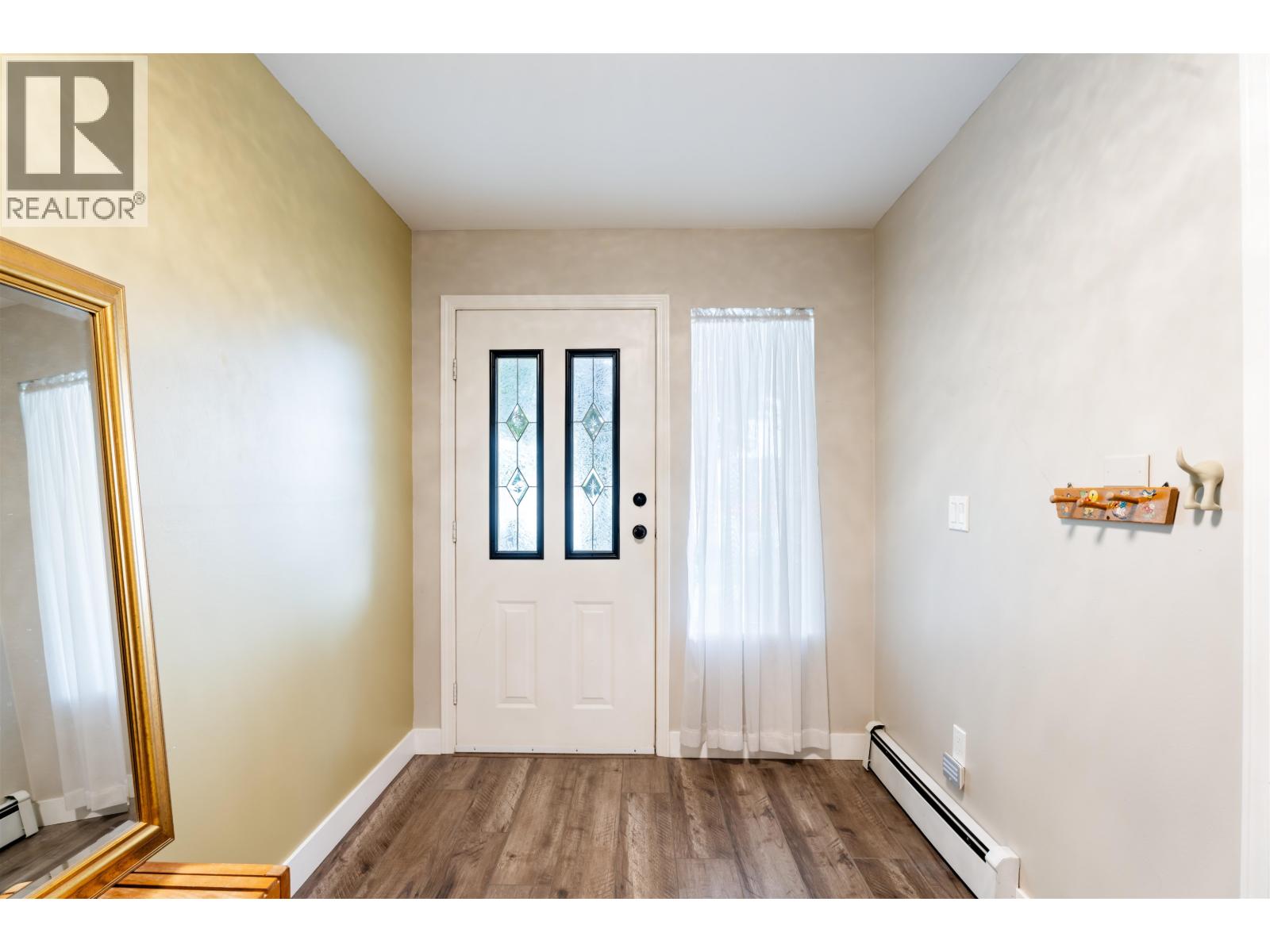 Photo 21 of 41 1190 Falcon Drive, Coquitlam BC