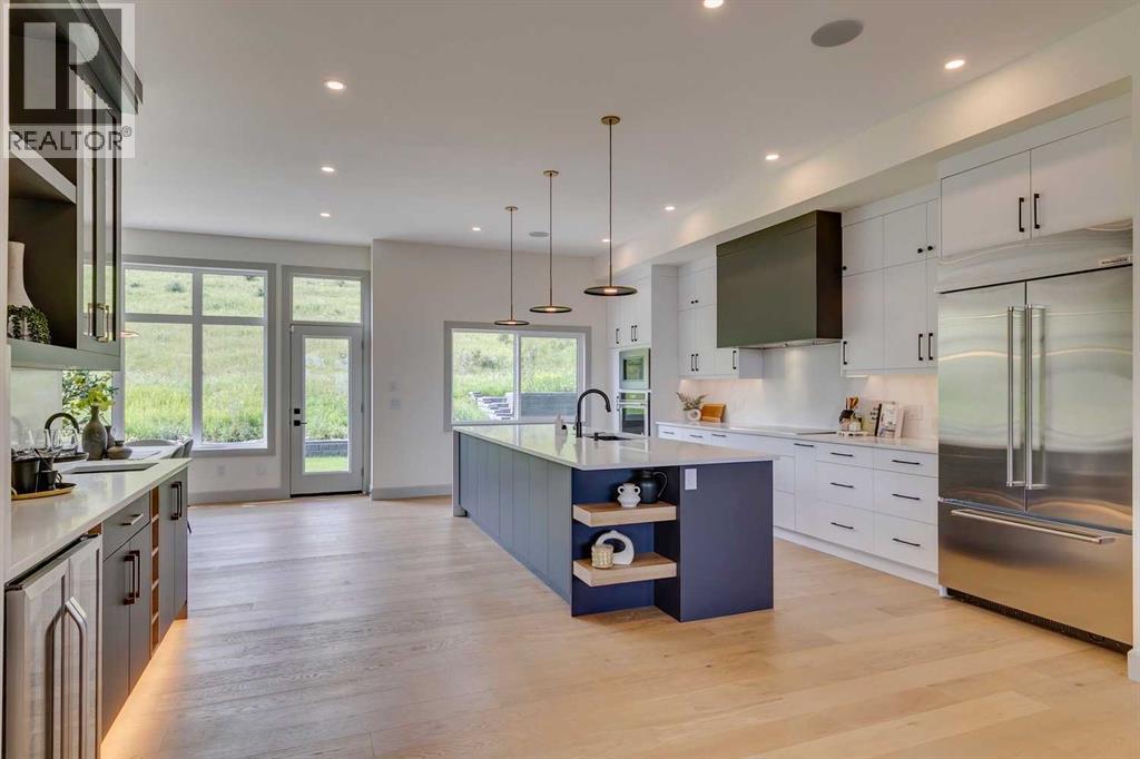 Photo 23 of 431 Patterson Boulevard Sw, Calgary AB